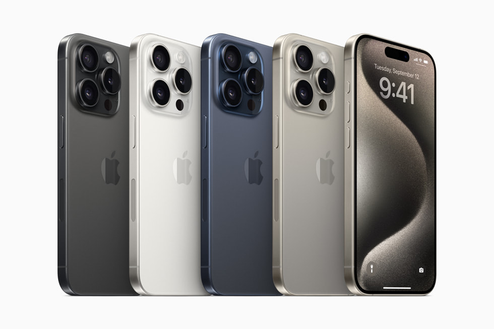 Apple-iPhone-15-Pro-lineup-color-lineup-230912_big.jpg.large
