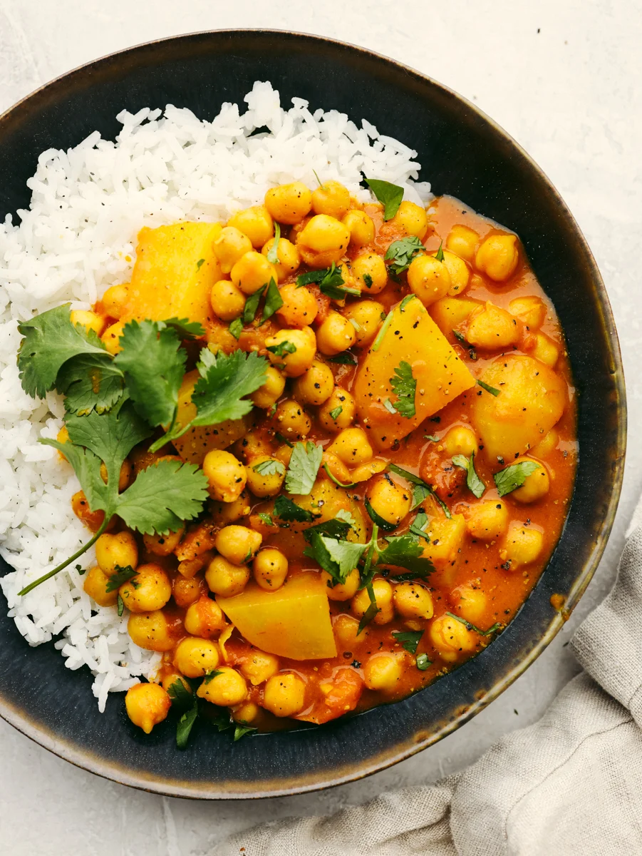 Chickpea curry recipe, Chana masala, Cooking chickpea curry, Indian vegetarian dish, Homemade curry,