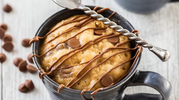 Oreo Mug Cake with Peanut Butter