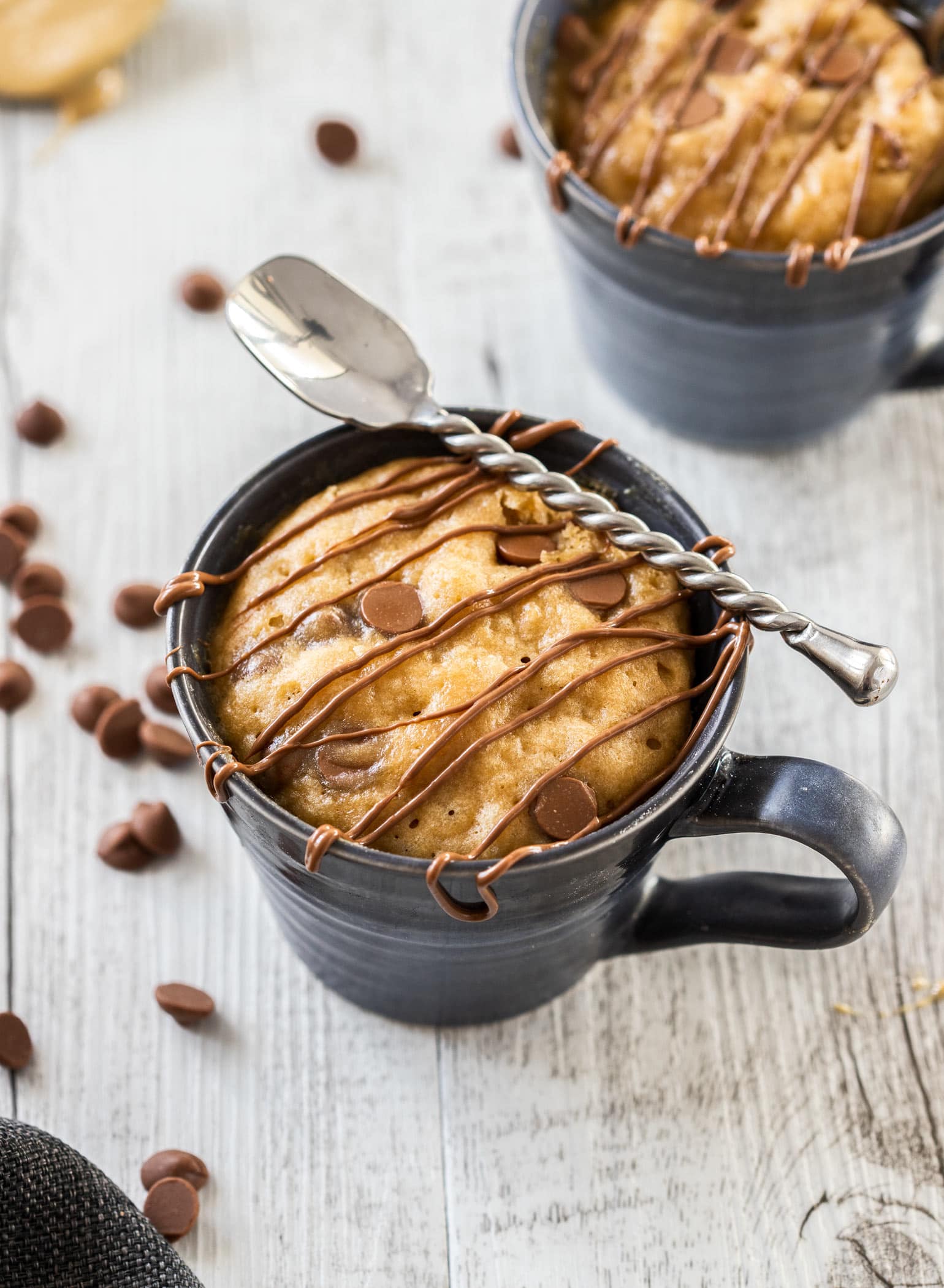 Oreo Mug Cake with Peanut Butter