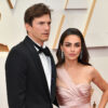 Ashton-Kutcher-and-Mila-Kunis-94th-Annual-Academy-Awards