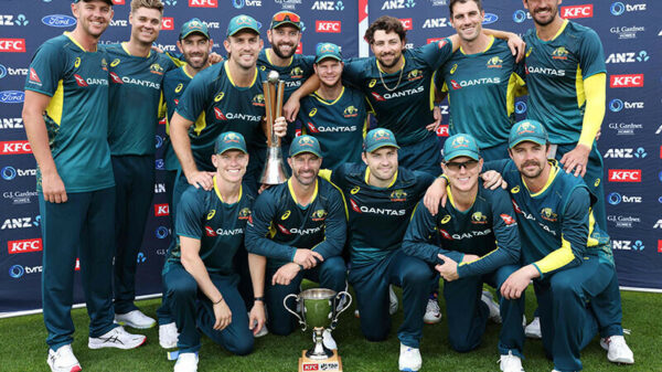 Australia win rain-hit T20 to sweep series against New Zealand