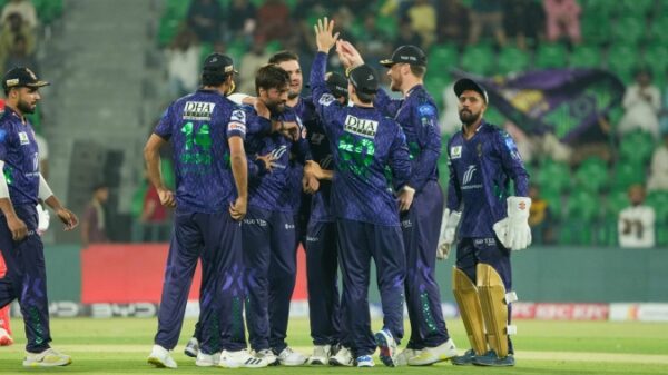 Bowlers lead Gladiators to a come from behind win over Kings