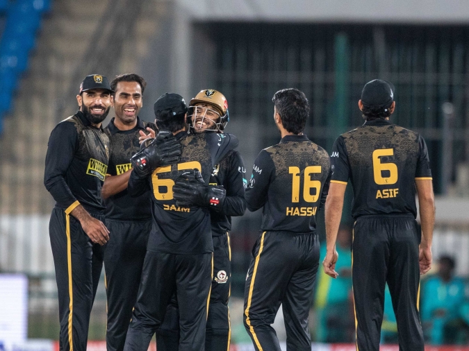 Hyderabad Kingsmen, Islamabad United, HBL PSL 2026, Marnus Labuschagne innings, Glenn Maxwell 11000 T20 runs, Asif Mehmood debut, PSL match summary, Karachi National Bank Stadium match, Hyderabad Kingsmen vs Islamabad United, PSL latest match results, Pakistan Super League highlights